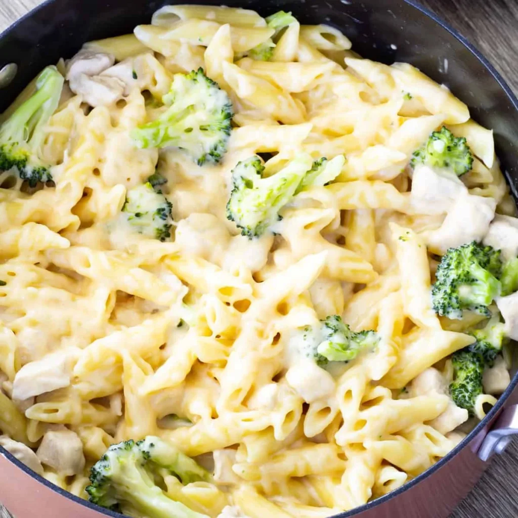 Chicken And Broccoli Penne Alfredo