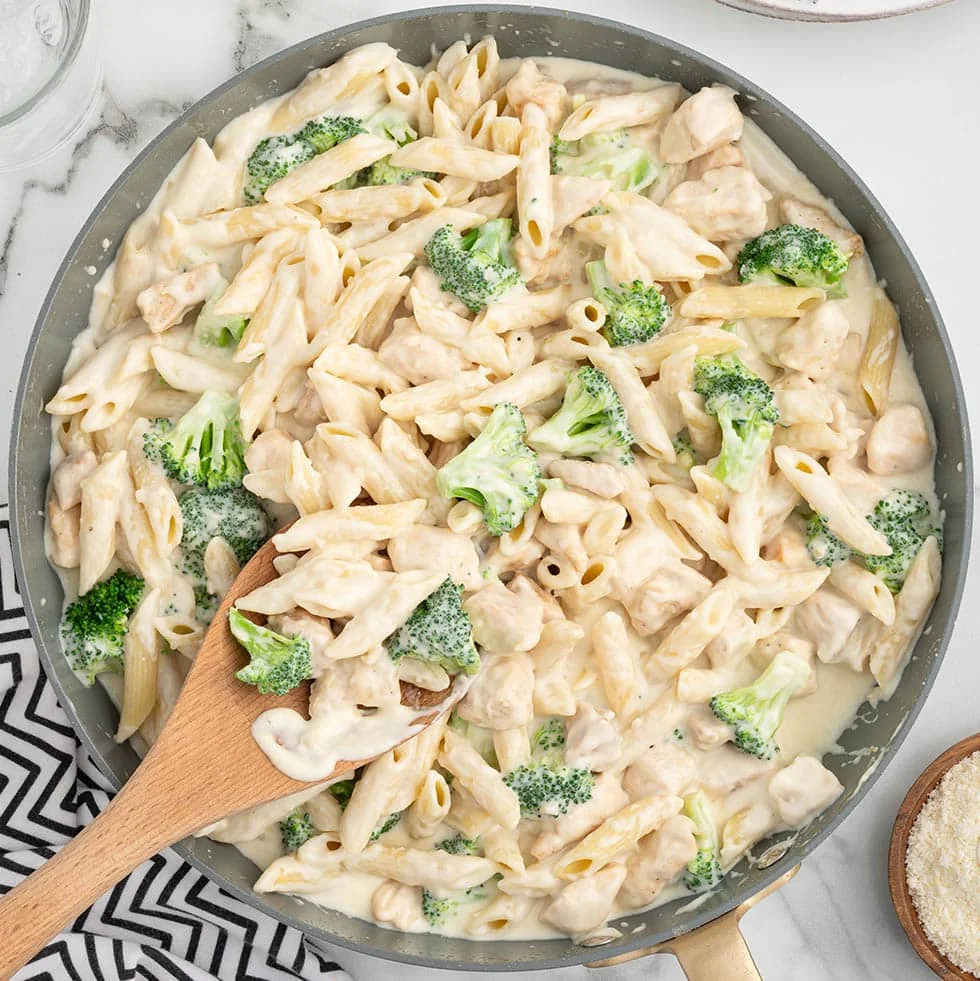 Chicken And Broccoli Penne Alfredo